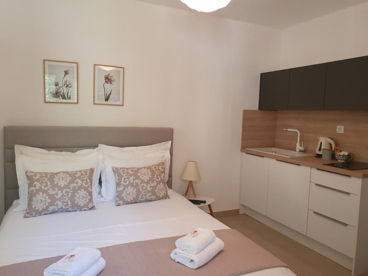 Apartmani Eterovic Baska Voda Bagian luar foto