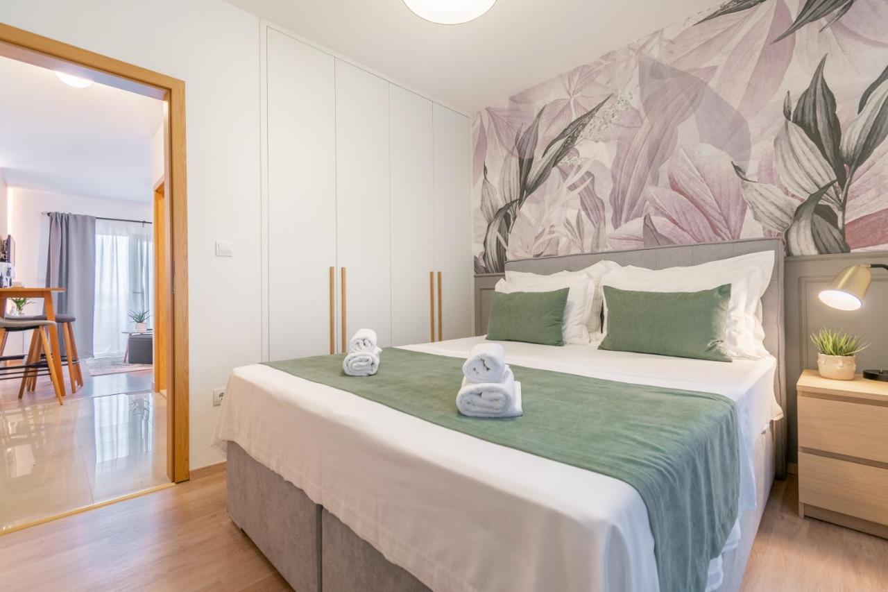 Apartmani Eterovic Baska Voda Bagian luar foto