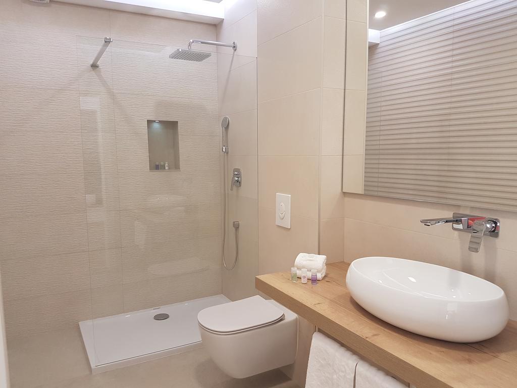 Apartmani Eterovic Baska Voda Bagian luar foto