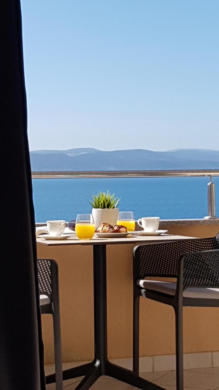 Apartmani Eterovic Baska Voda Bagian luar foto