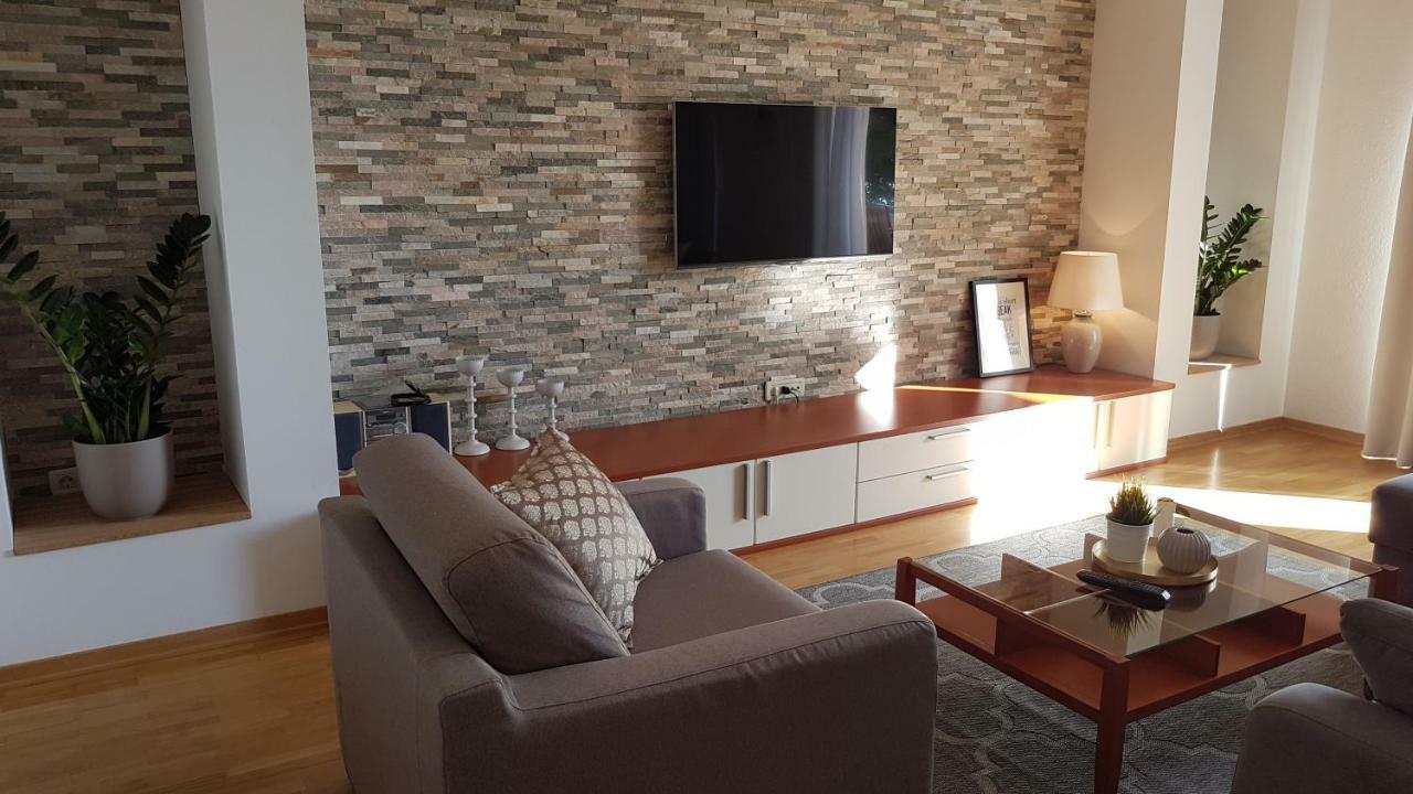 Apartmani Eterovic Baska Voda Bagian luar foto